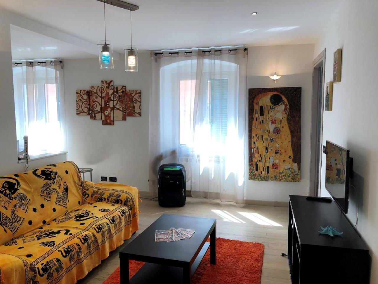 House Claudia By Holiday World Apartment Genoa Exterior photo